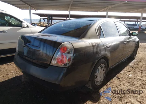 2005 Nissan Altima 2.5 S z USA, uszkodzony, nr VIN 1N4AL11D15N429361